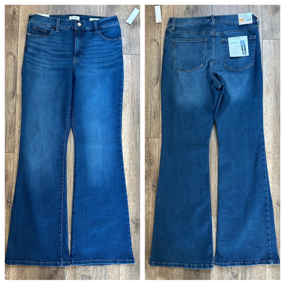 NWT!‎ Jessica Simpson Women’s Flair Jeans, High Rise, Medium-Dark Wash, Size 12